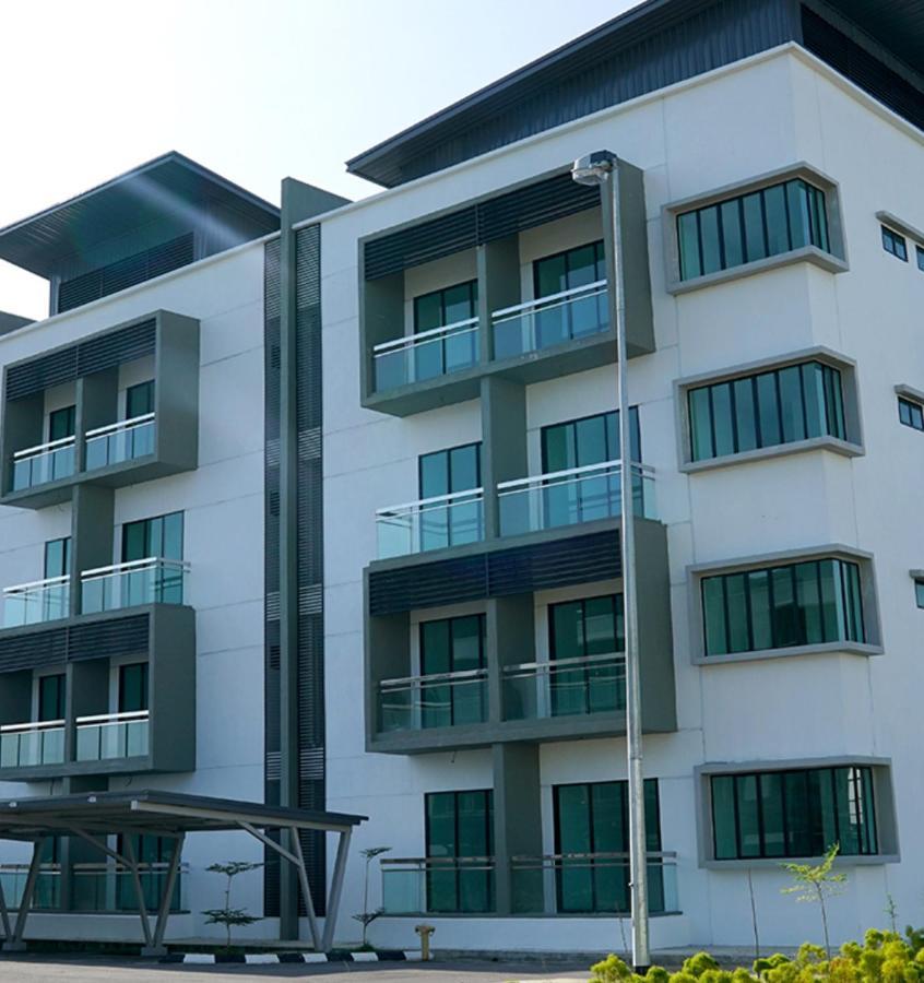 Faiz Homestay Kuching Exterior photo
